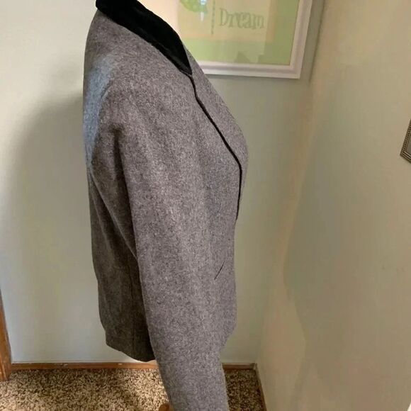 Chaus Timeless Gray Wool Sports Jacket #C23 - Picture 2 of 5